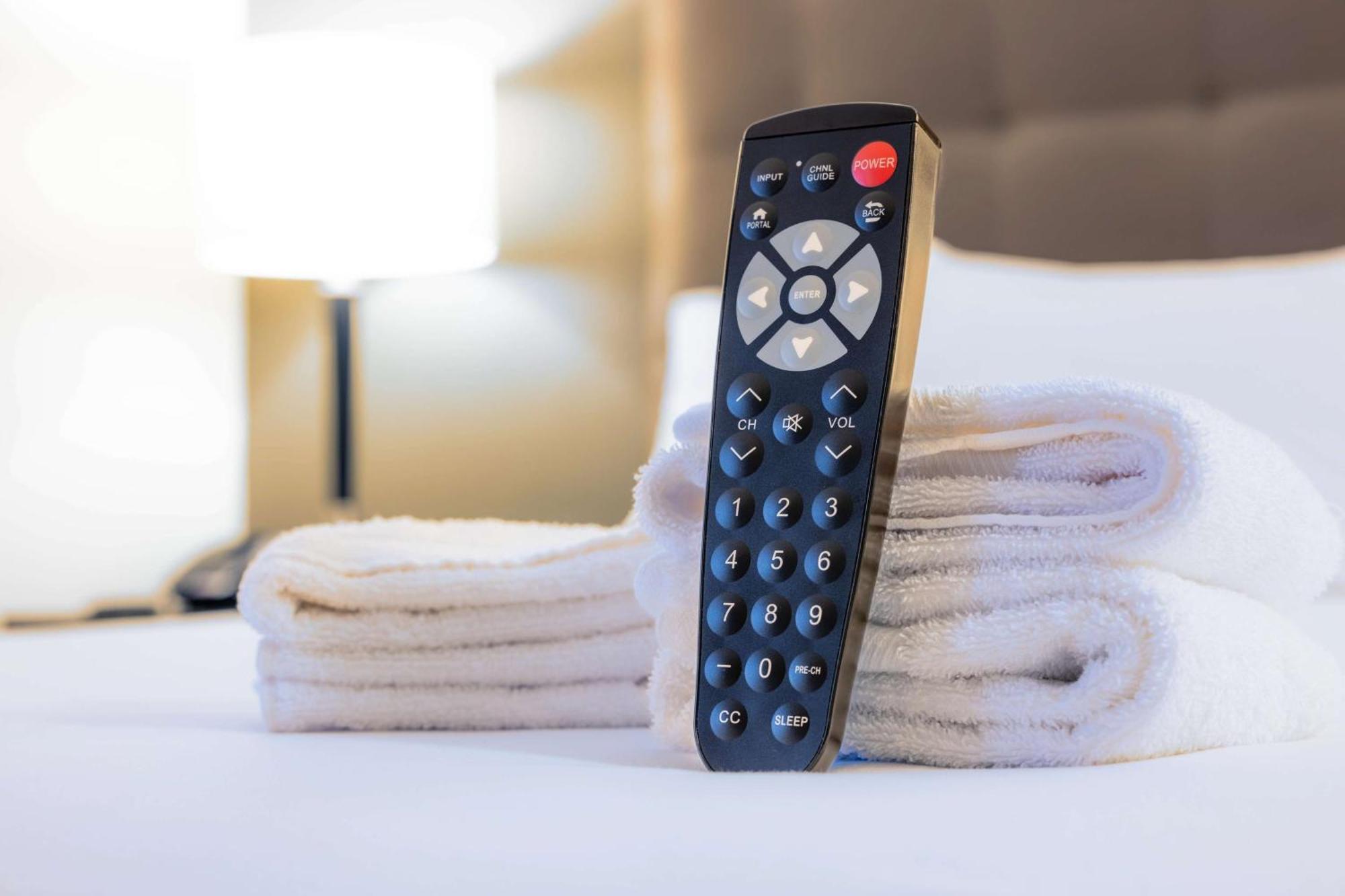 Drury Inn & Suites メリディアン エクステリア 写真